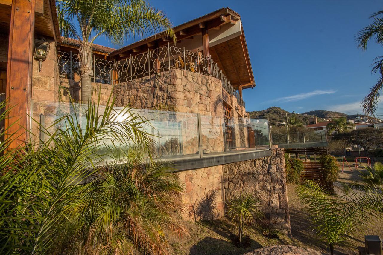 La Pedrera Hotel Villa Carlos Paz Exterior foto